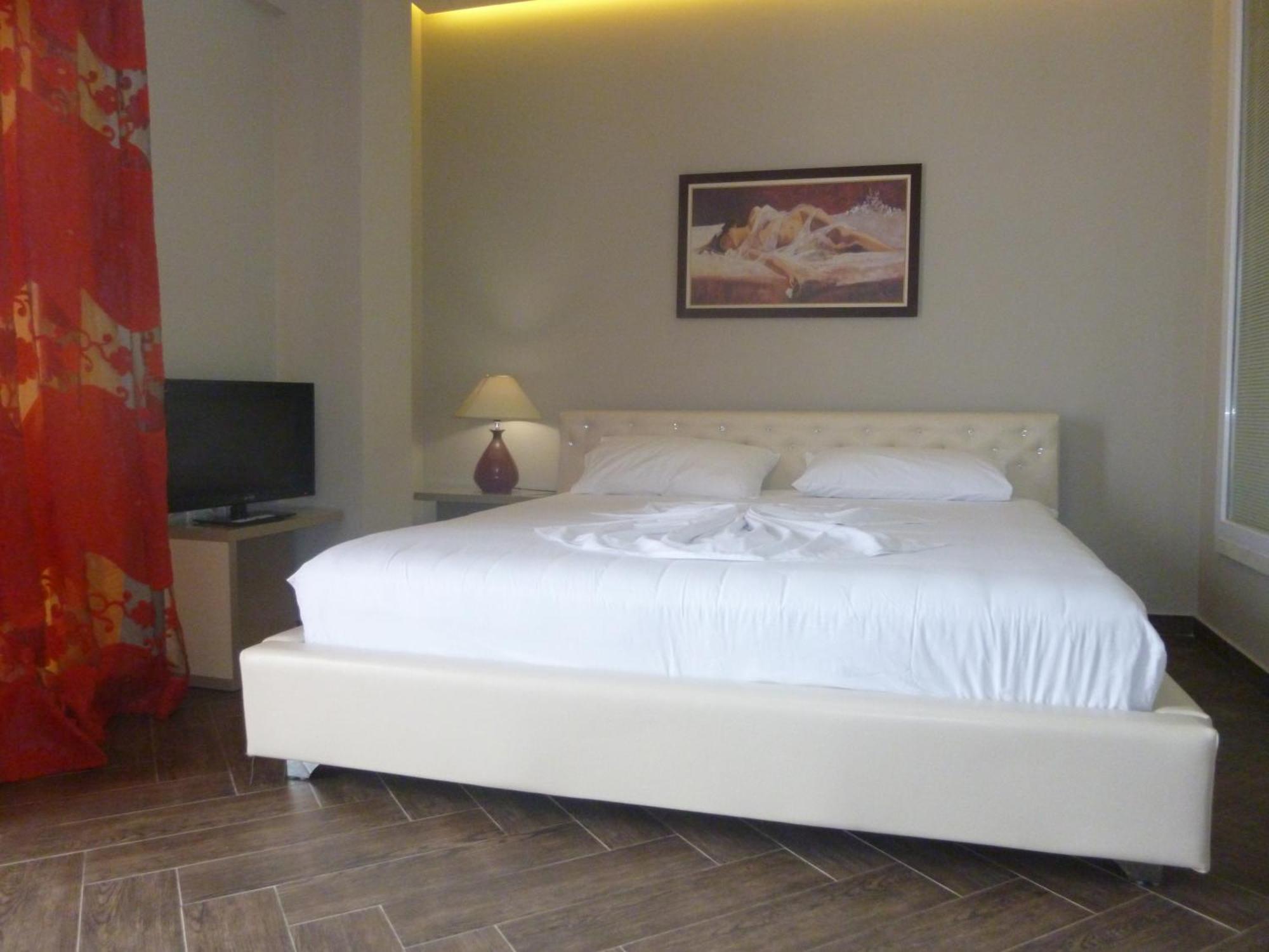 Villamaria Hotel Zvernec Ngoại thất bức ảnh
