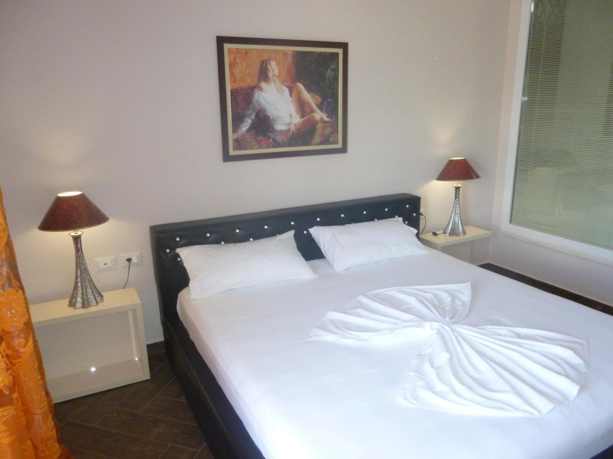 Villamaria Hotel Zvernec Ngoại thất bức ảnh