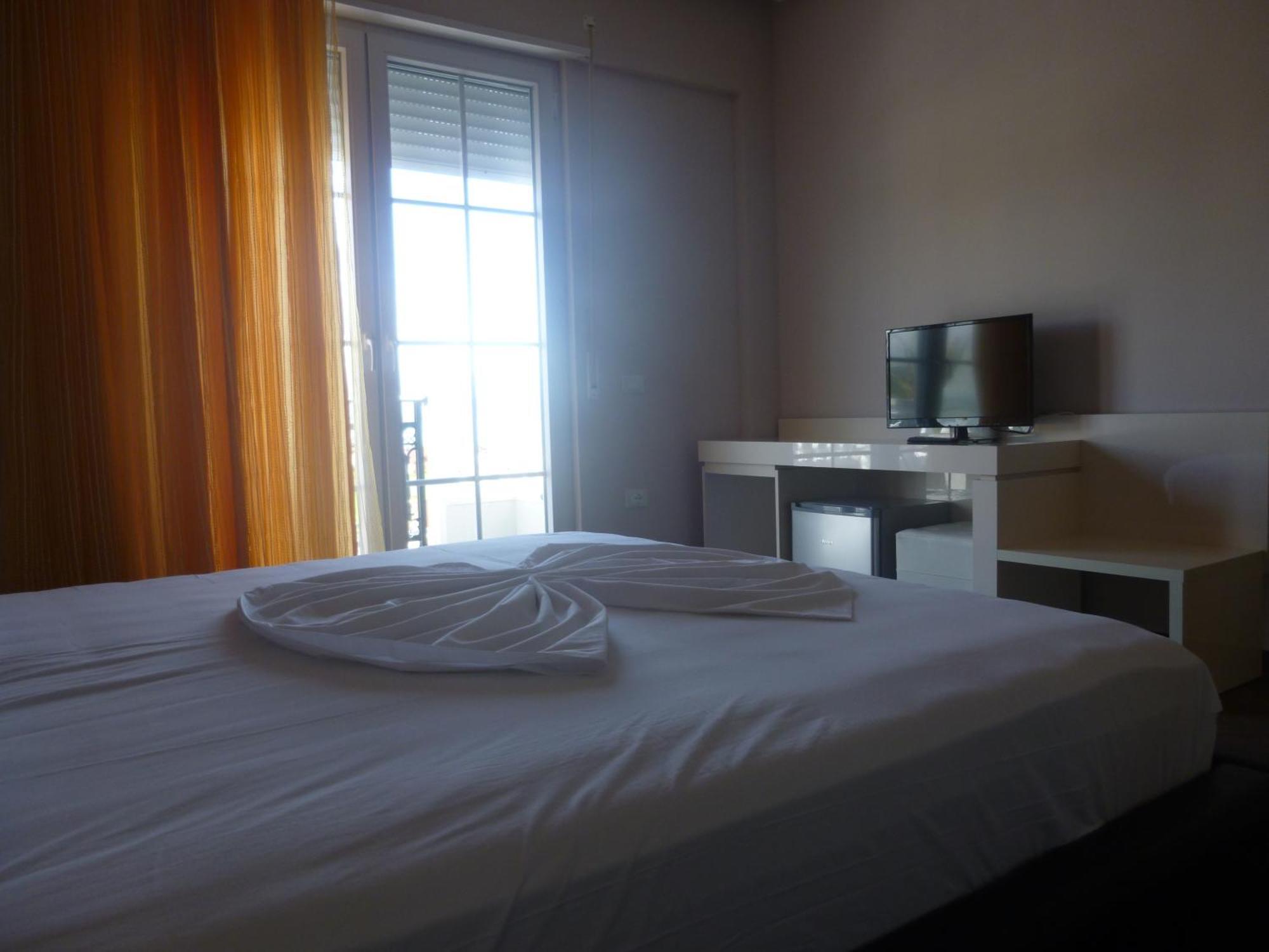 Villamaria Hotel Zvernec Ngoại thất bức ảnh